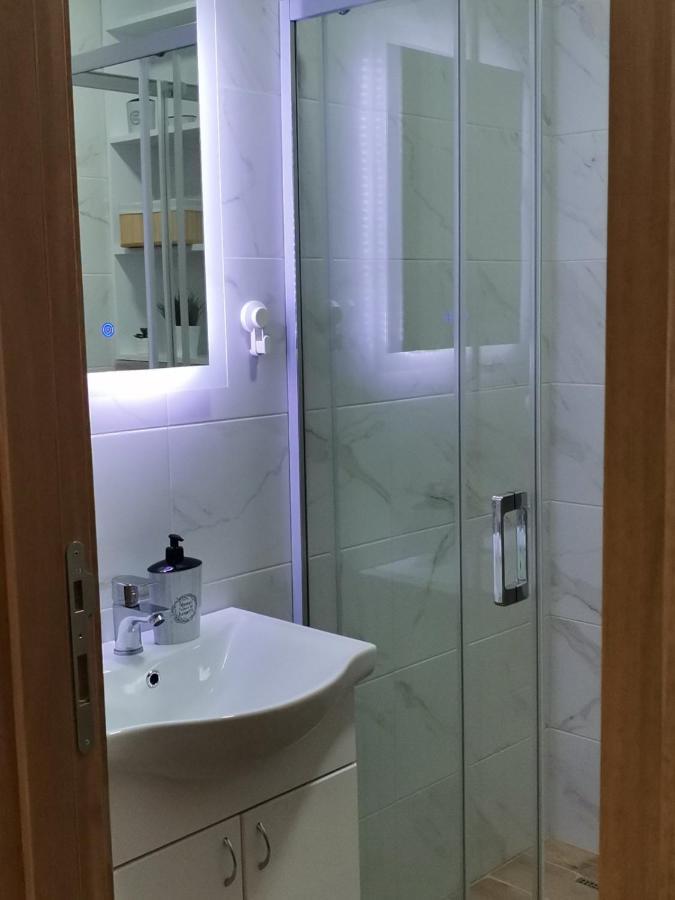 Bankovic Apartman วรินรัชกา บานยา ภายนอก รูปภาพ