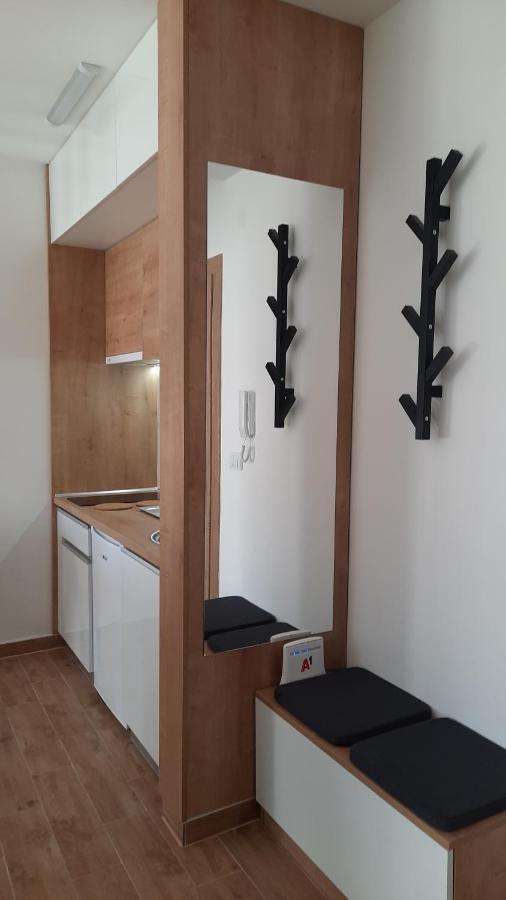 Bankovic Apartman วรินรัชกา บานยา ภายนอก รูปภาพ
