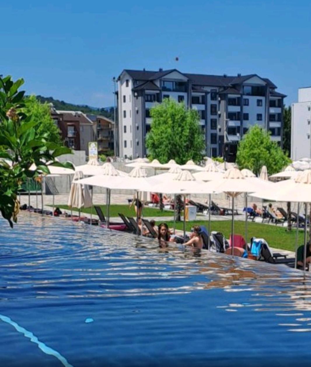 Bankovic Apartman วรินรัชกา บานยา ภายนอก รูปภาพ